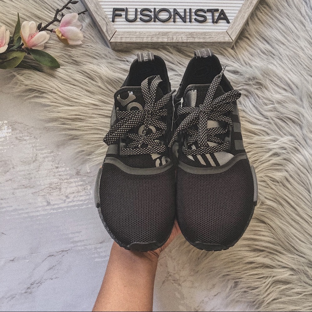 NWT đ Rare Adidas NMD R1 Black Special Edition - Picture 8 of 10
